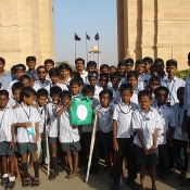 Neem Tree Trust bag with the boys at India Gate, Delhi